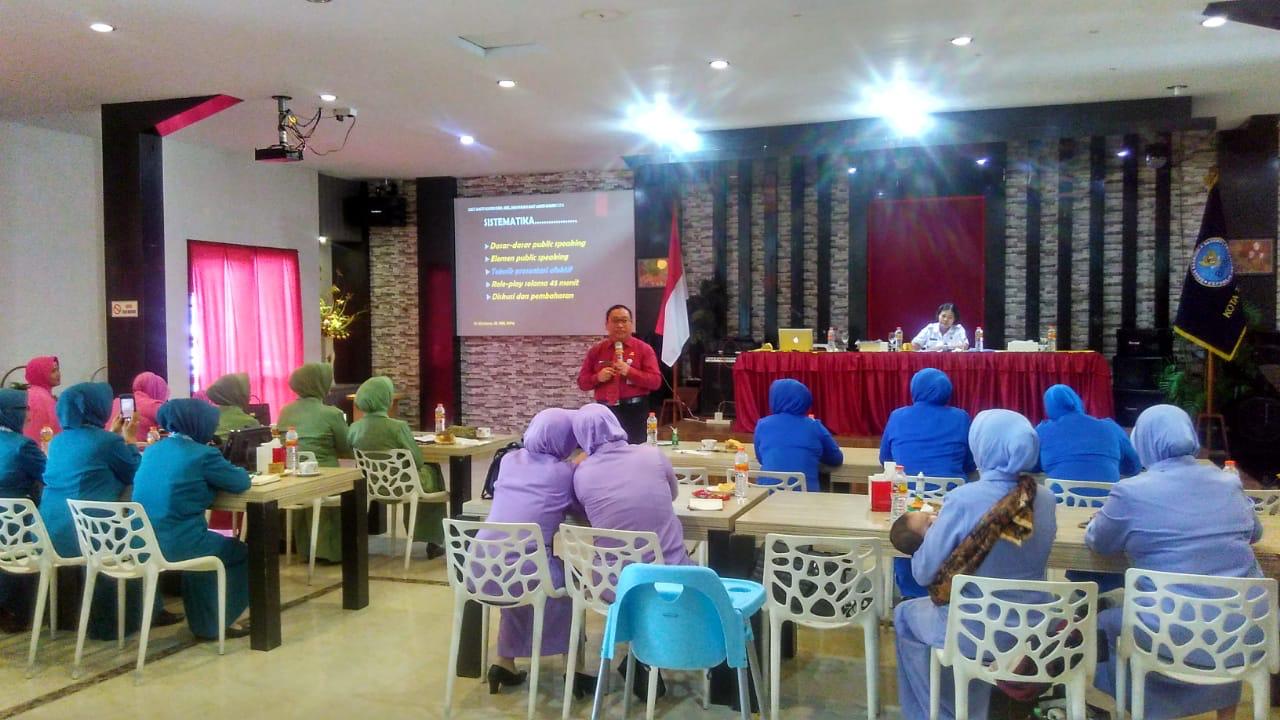 Pembinaan dan Pengembangan Masyarakat Anti Narkoba di Kalangan PERSIT TNI