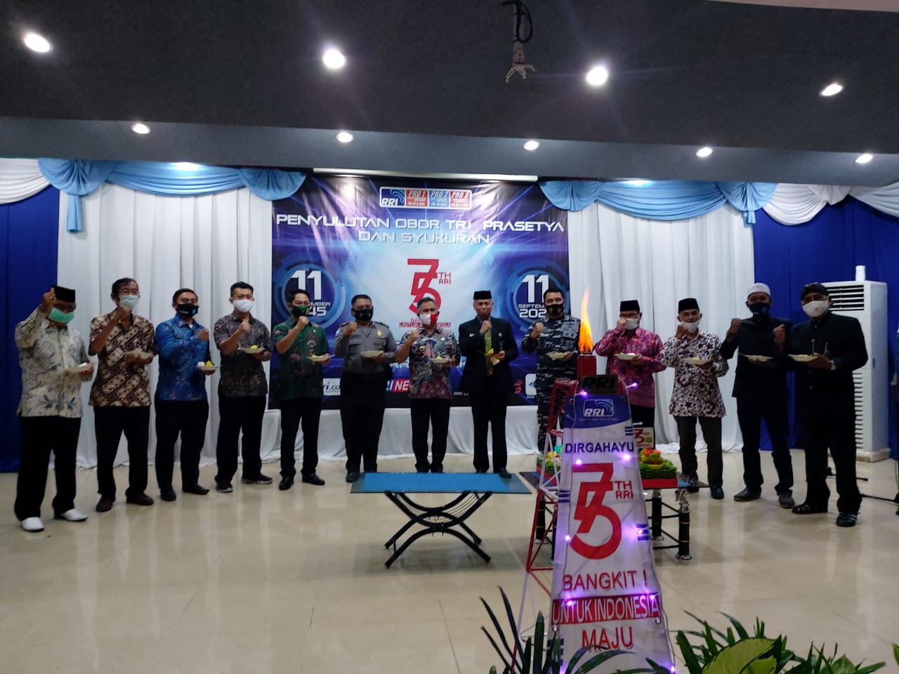 BANGKIT ! UNTUK INDONESIA MAJU..... BNN Kota Tarakan Ikut Serta Hadir Pada Acara HUT RRI ke 75 Tahun BANGKIT ! UNTUK INDONESIA MAJU..... BNN Kota Tarakan Ikut Serta Hadir Pada Acara HUT RRI ke 75 Tahun