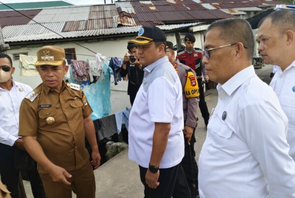 Patroli Daerah Rawan Peredaran Gelap Narkotika Di Kelurahan Selumit Pantai