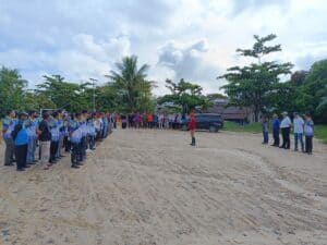 Jumat Bersih di Daerah Rawan Narkotika Kelurahan Selumit Pantai